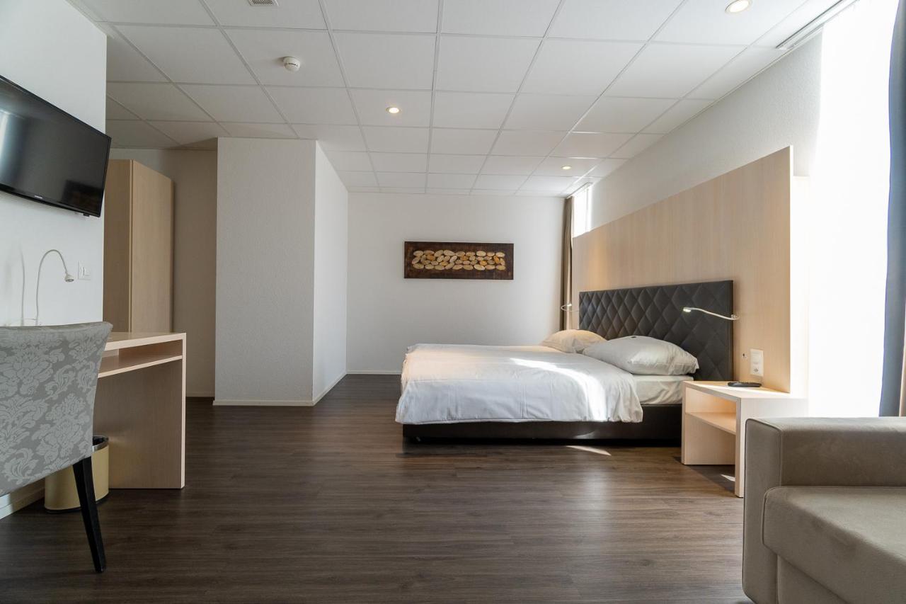 Los Lorentes Hotel Bern Airport Belp Eksteriør bilde