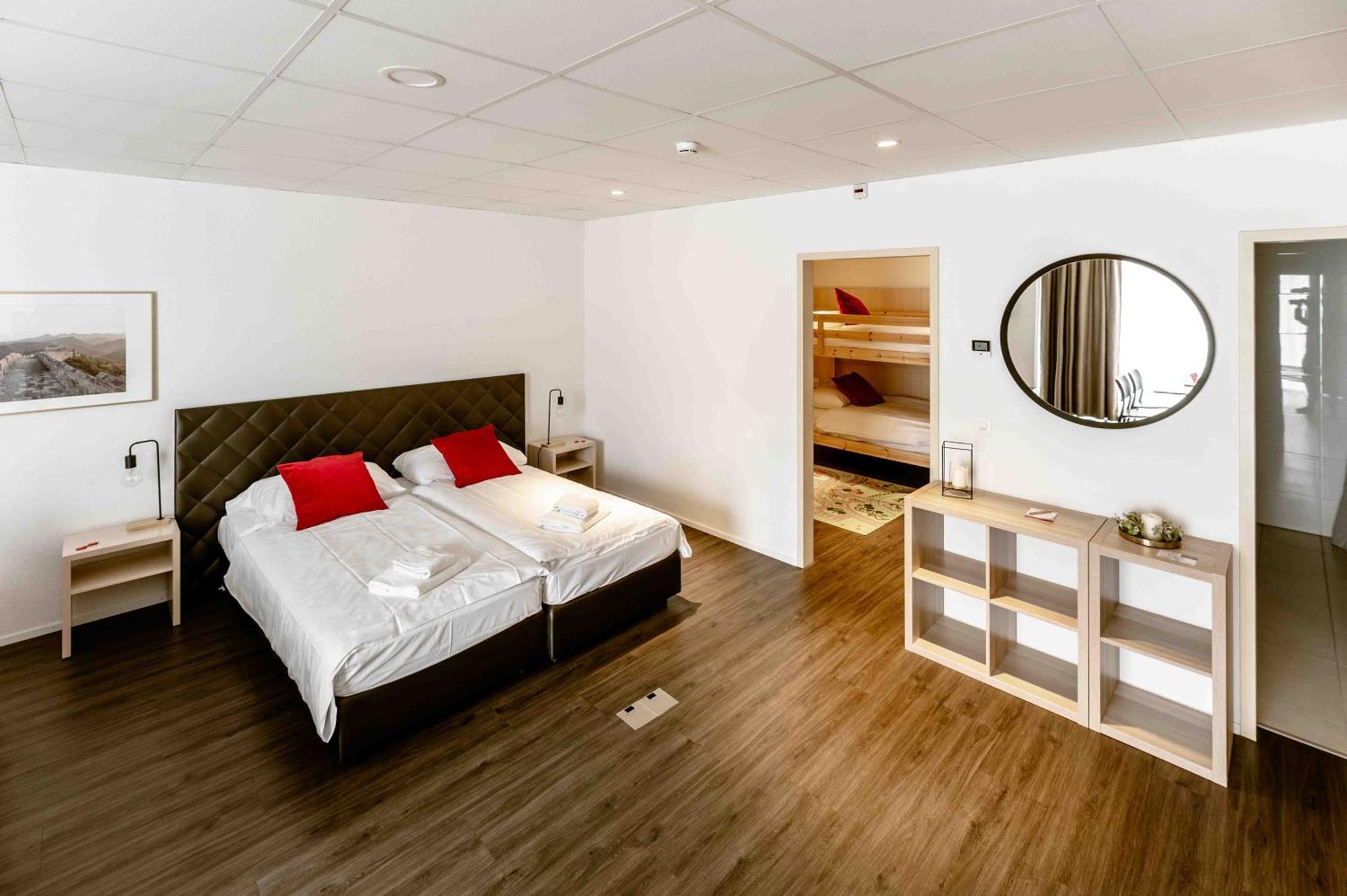 Los Lorentes Hotel Bern Airport Belp Eksteriør bilde