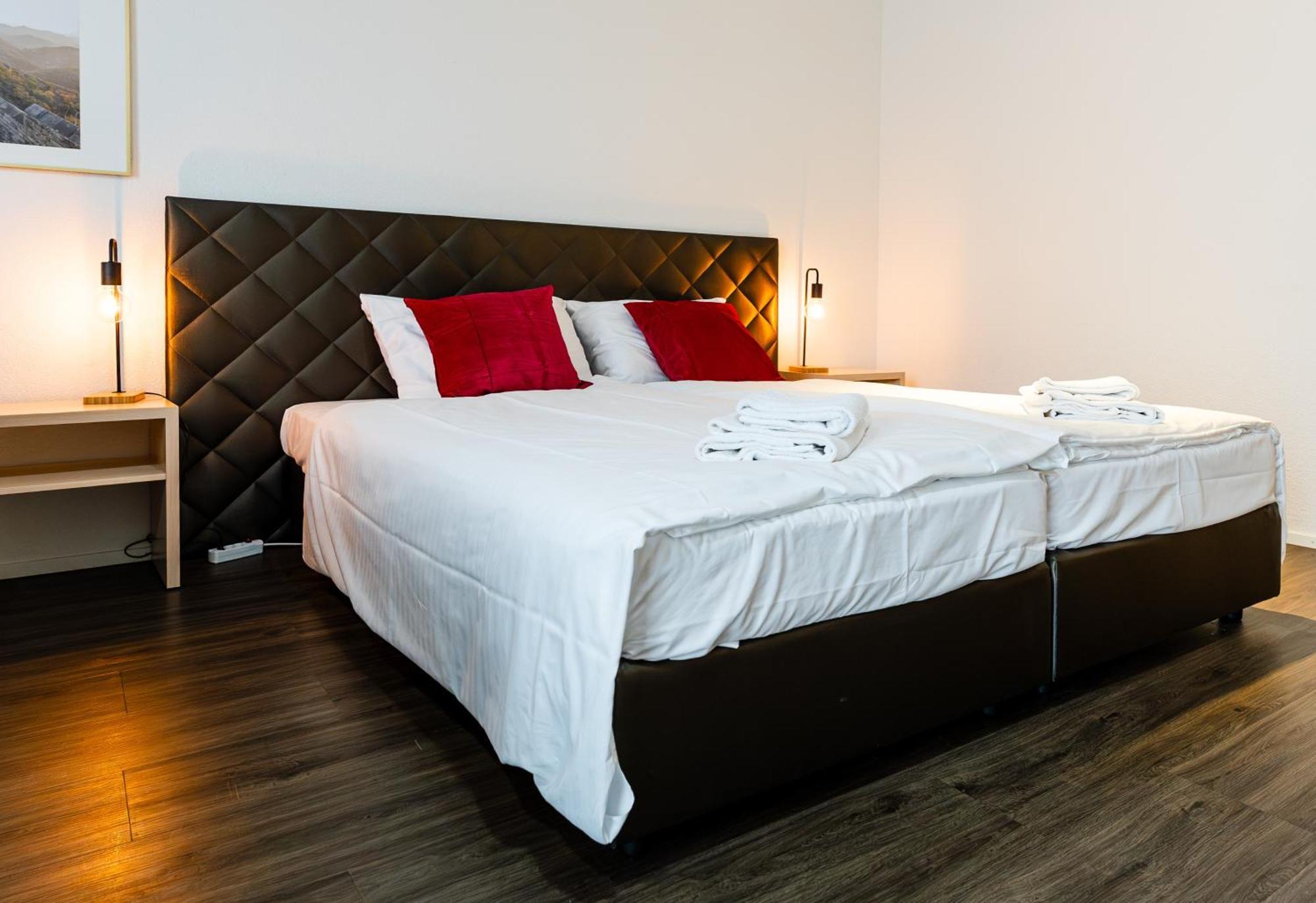 Los Lorentes Hotel Bern Airport Belp Eksteriør bilde