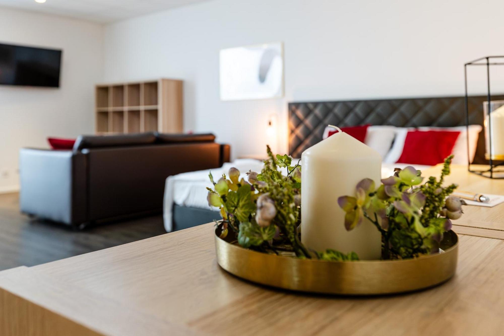 Los Lorentes Hotel Bern Airport Belp Eksteriør bilde