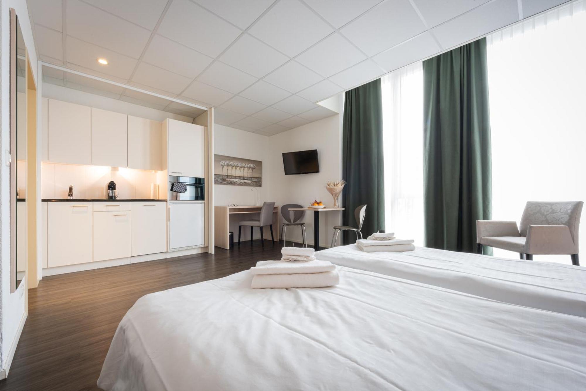 Los Lorentes Hotel Bern Airport Belp Eksteriør bilde