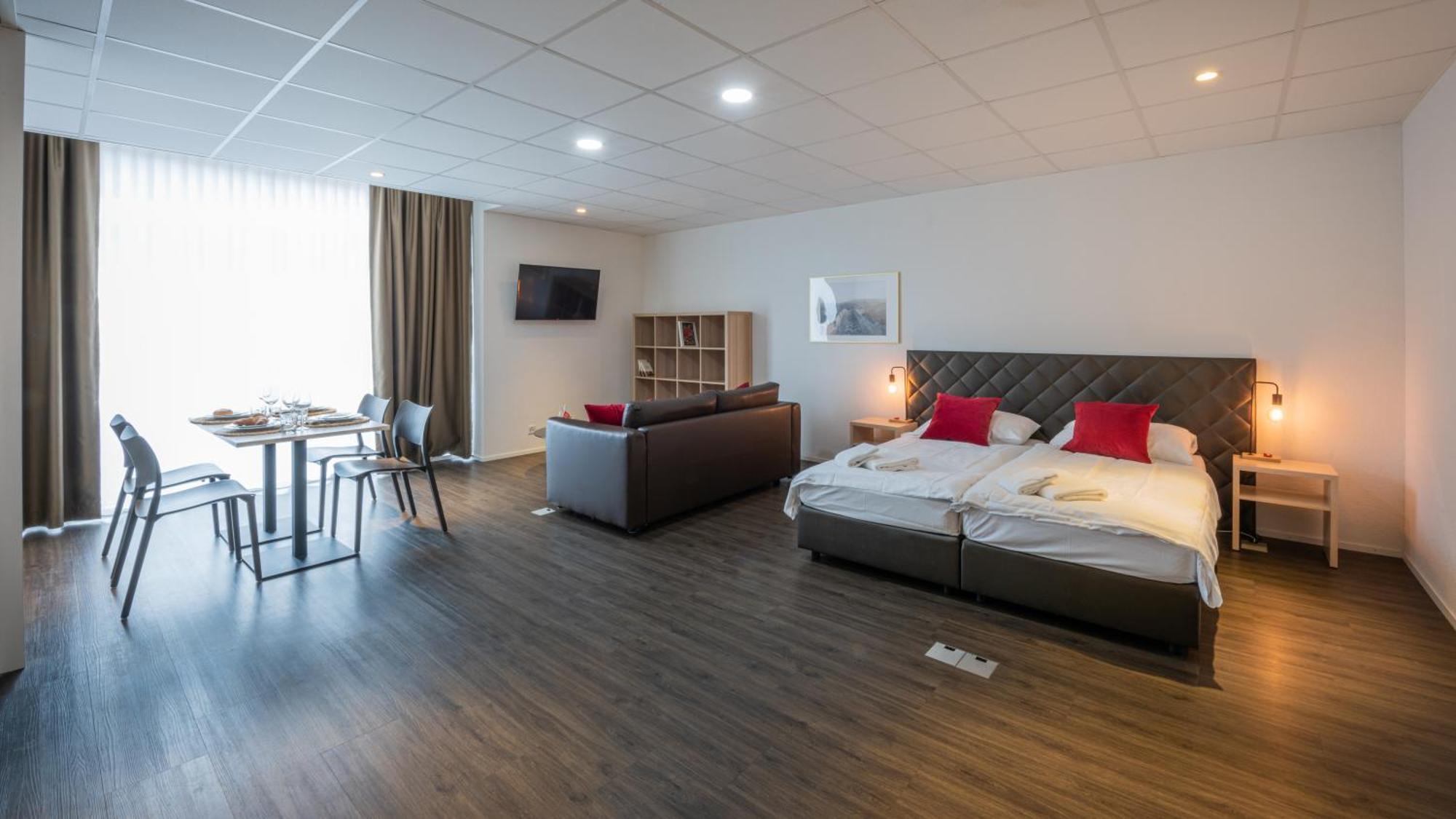 Los Lorentes Hotel Bern Airport Belp Eksteriør bilde