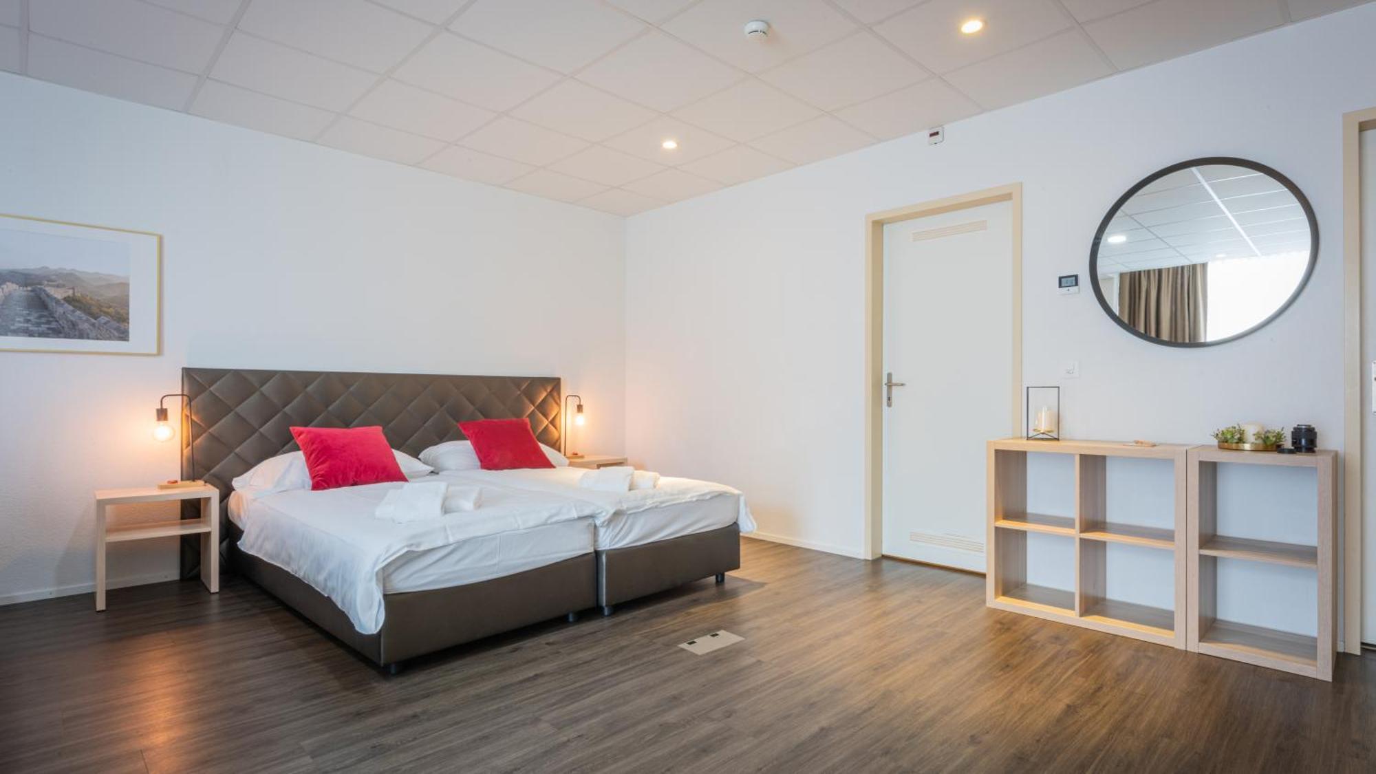 Los Lorentes Hotel Bern Airport Belp Eksteriør bilde