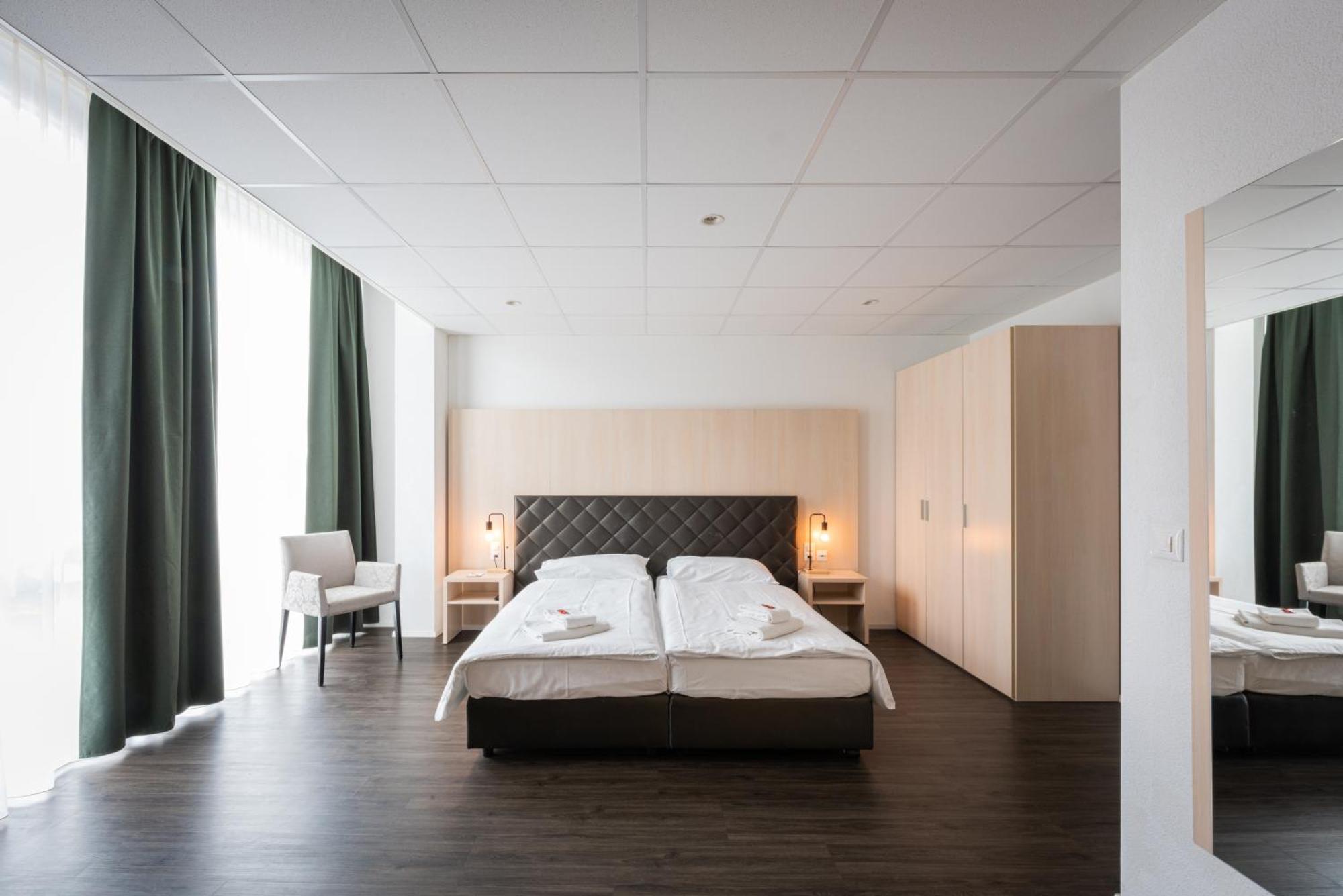 Los Lorentes Hotel Bern Airport Belp Eksteriør bilde