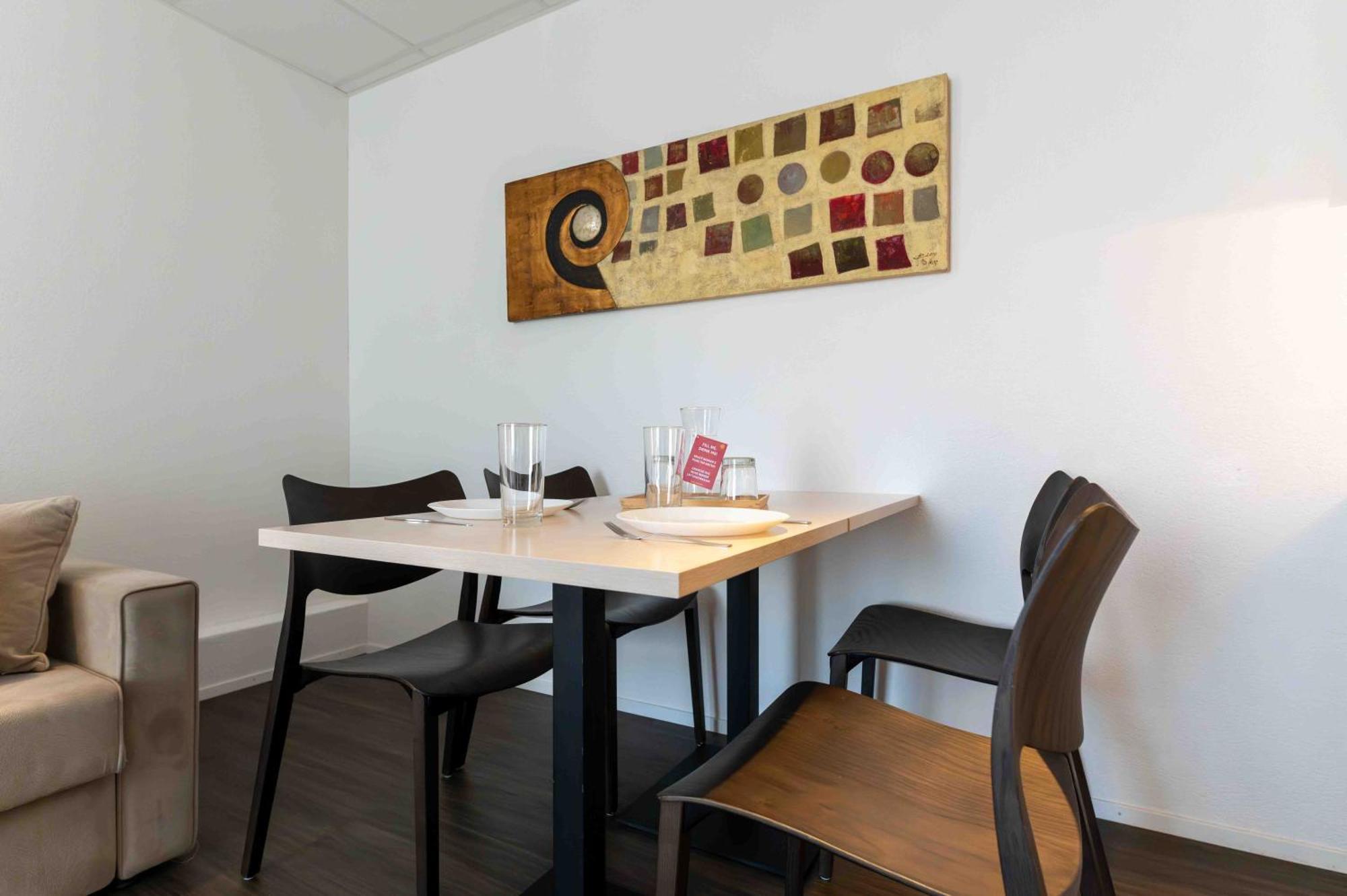 Los Lorentes Hotel Bern Airport Belp Eksteriør bilde